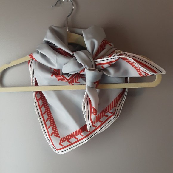 Vintage Dick Holthaus Collection D'Avion Square Flight Attendant Design Scarf - Picture 3 of 12